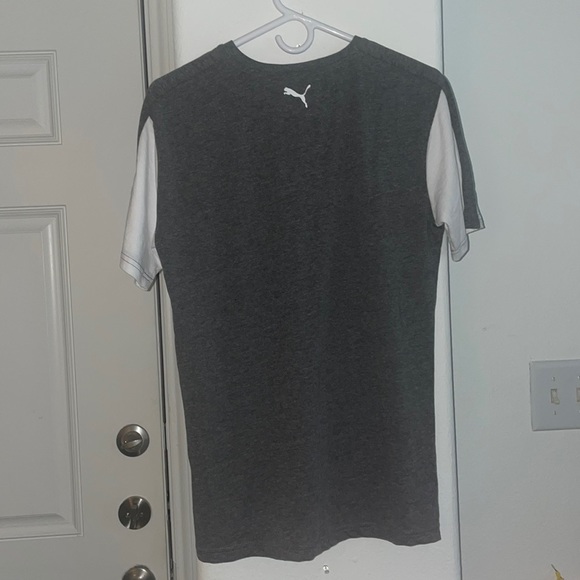 Puma Gray and White T-Shirt Size XL(boys) - Picture 2 of 3